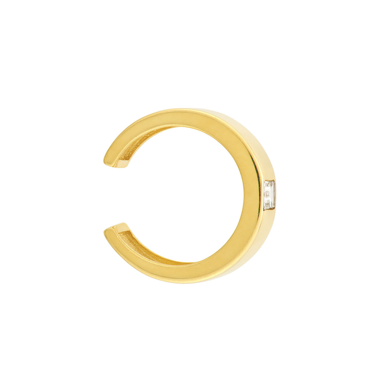 Baguette diamond ear cuff with intricate detailing, showcasing elegant sparkle and a modern design.