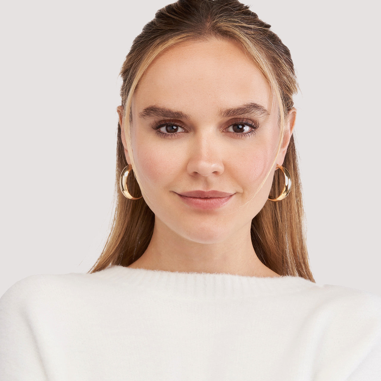 High polished 30mm round hoop earrings by My Store, showcasing a sleek and simple design with a reflective finish.